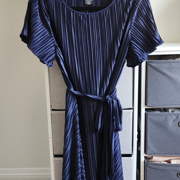 DKNY Pleated A-Line Dress - Picture 2 of 2
